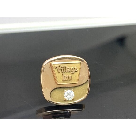 Village Inn Restaurant Diamond 10k Yellow Gold Service Pin No Back - Picture 2 of 7